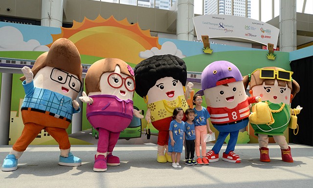 The Thoughtful Bunch at Marina Square