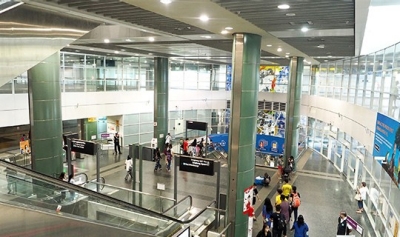 Escalator leading to the platform at Sengkang MRT station