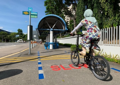 090722 safety bollards