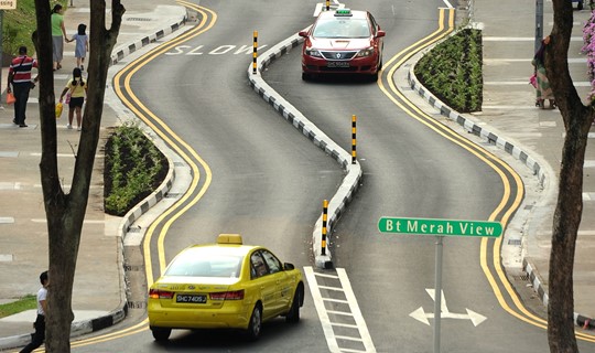 Image of S-shaped chiacanes roads
